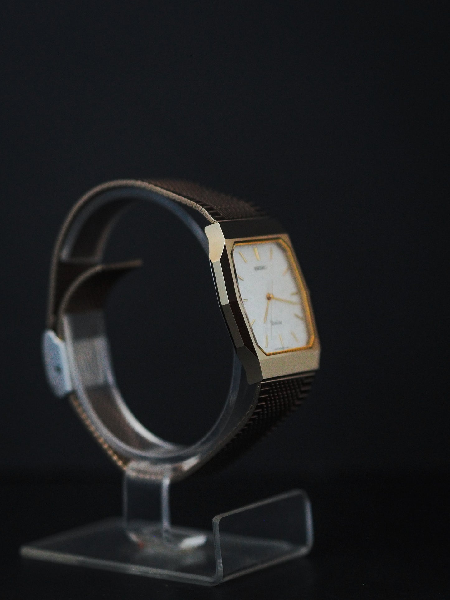 Seiko Dolce 9531-5150 Tungsten Carbide White Textured Dial