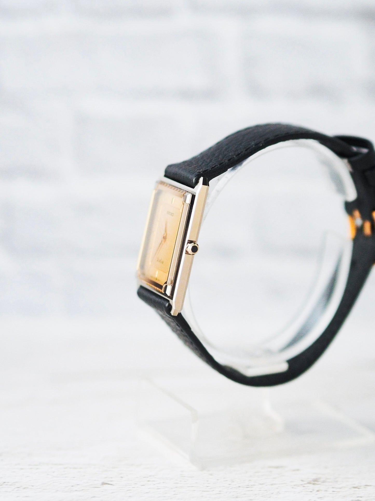 Seiko Dolce 7321-5990 Tank Tungsten Carbide Gold Dial