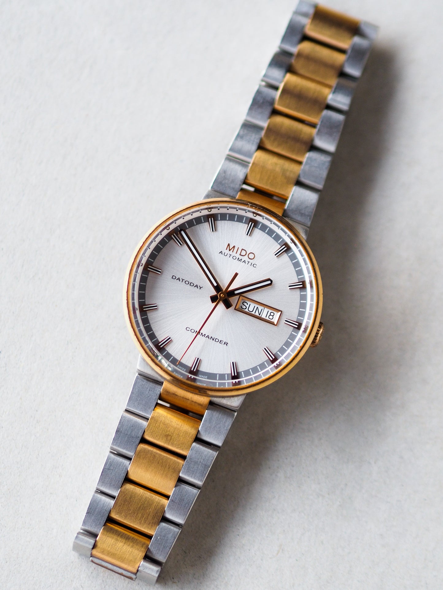 Mido Automatic Commander II Datoday Two Tone Silver Dial
