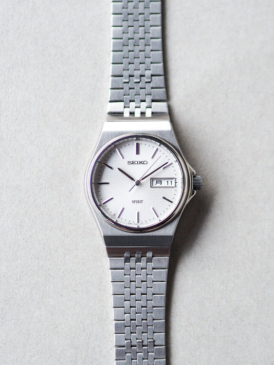 Seiko Spirit 7N43-7B70 Quartz JDM White Sunburst Textured Dial