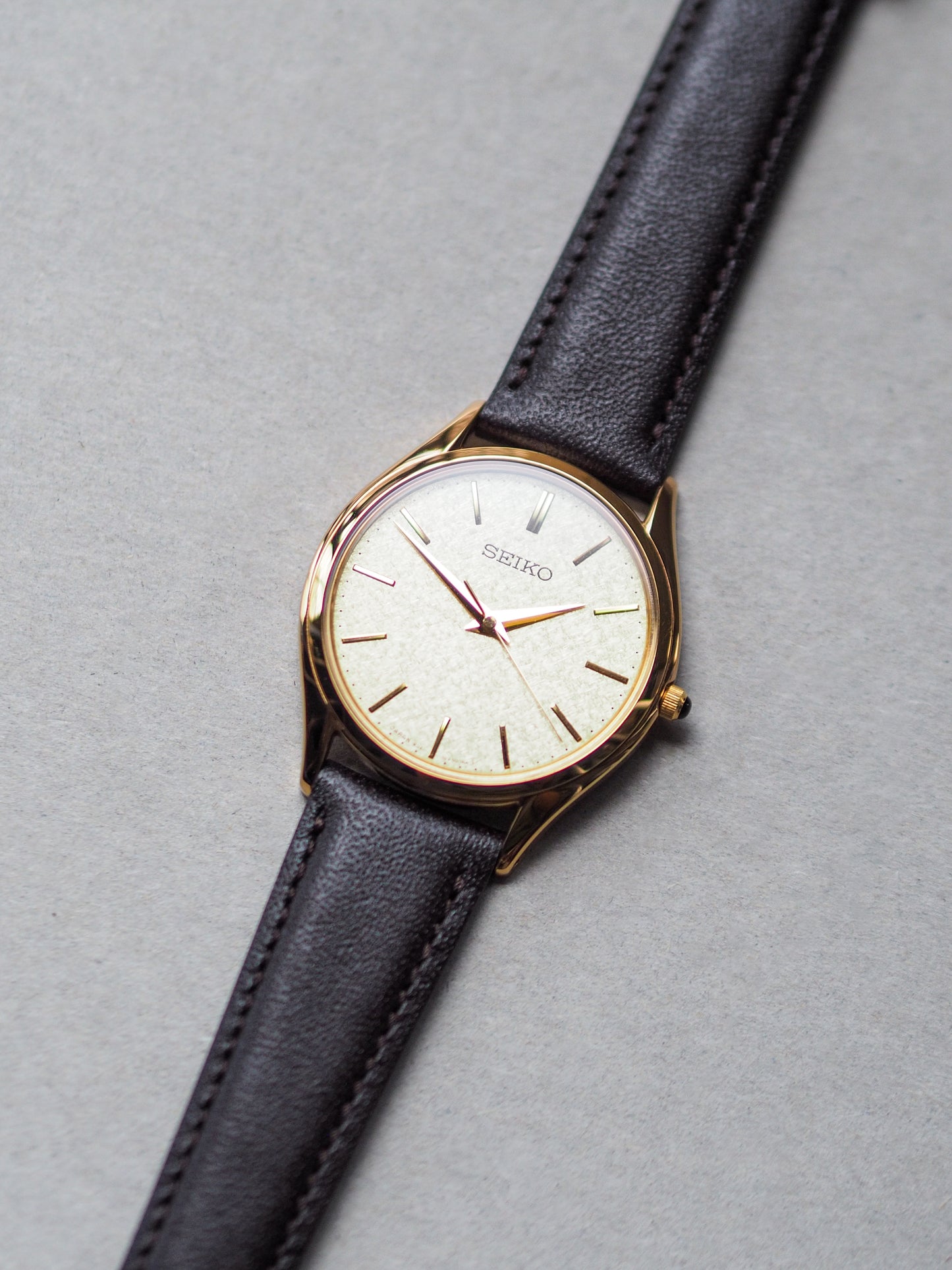 Seiko Dolce SACM150 8J41-0AJ0 Gold Kira-zuri Textured Dial