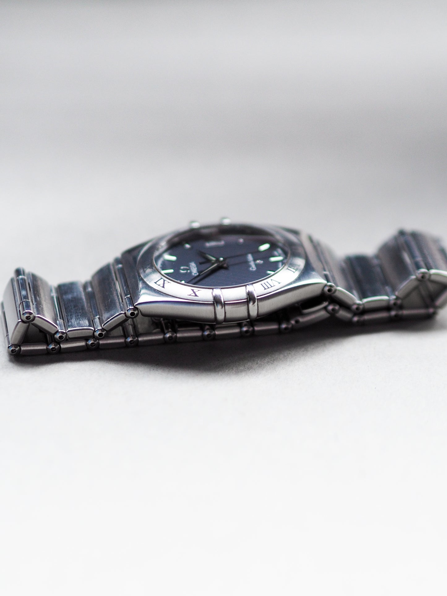 Omega Constellation 1512.40 Quartz Dark Blue Gray Dial