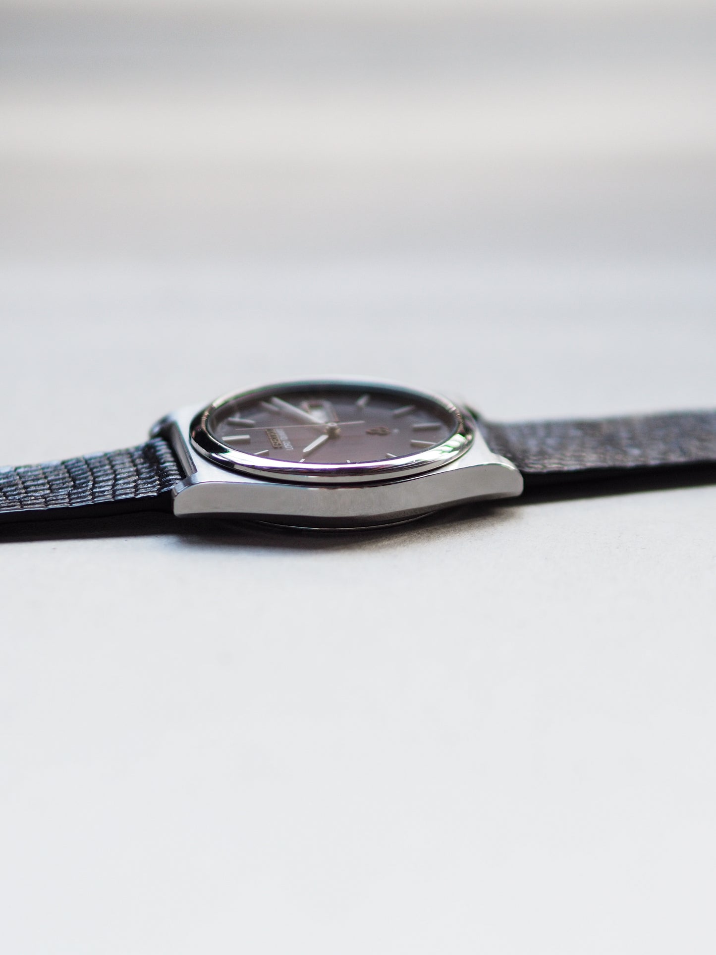 Seiko Lord Quartz 7853-8000 Dark Navy Grey Linen Dial