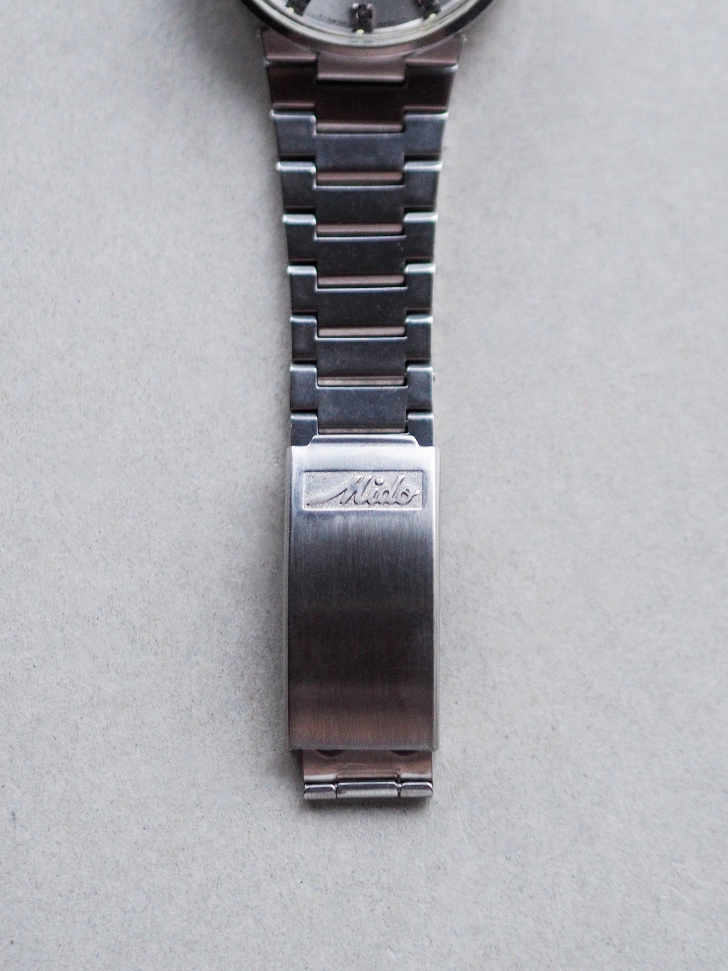 Mido Commander 1959 M8429.4.21.23 Silver Dial