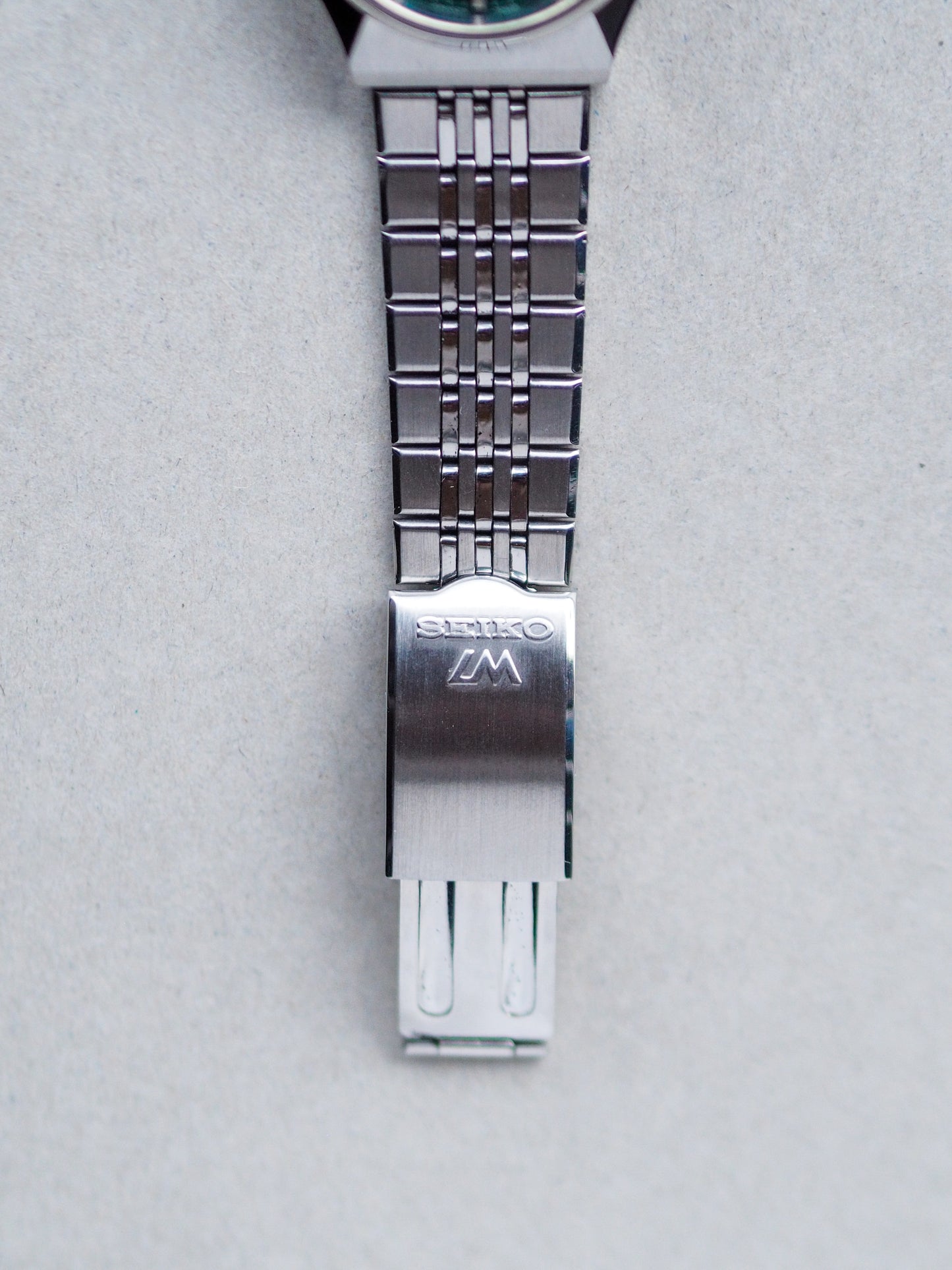 Seiko LM 5216-7040 Lord Matic Special Faceted Crystal Green Gradient Dial