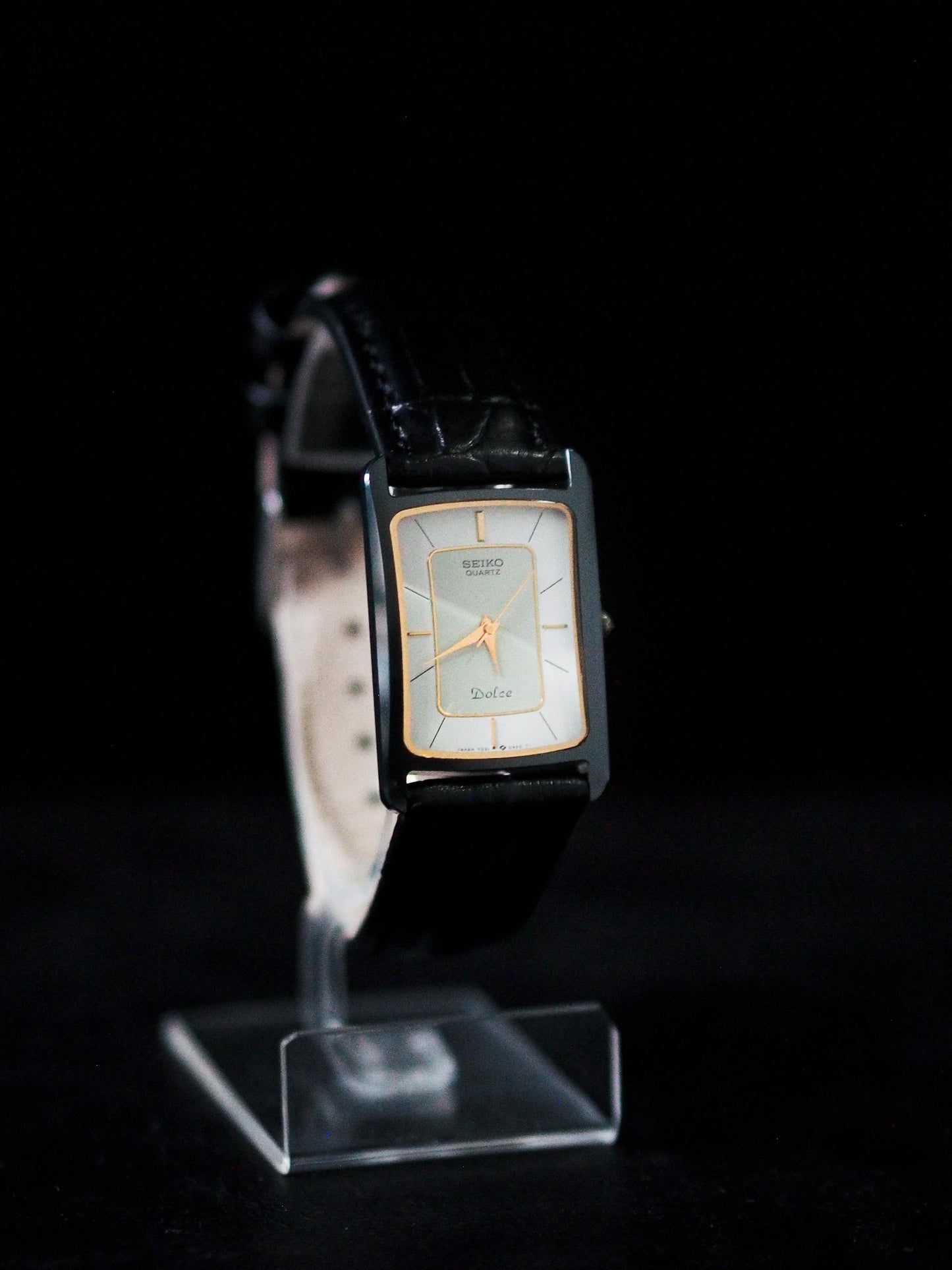 Seiko Dolce 7321-549A Black Ceramic White Ivory Two Tone Dial