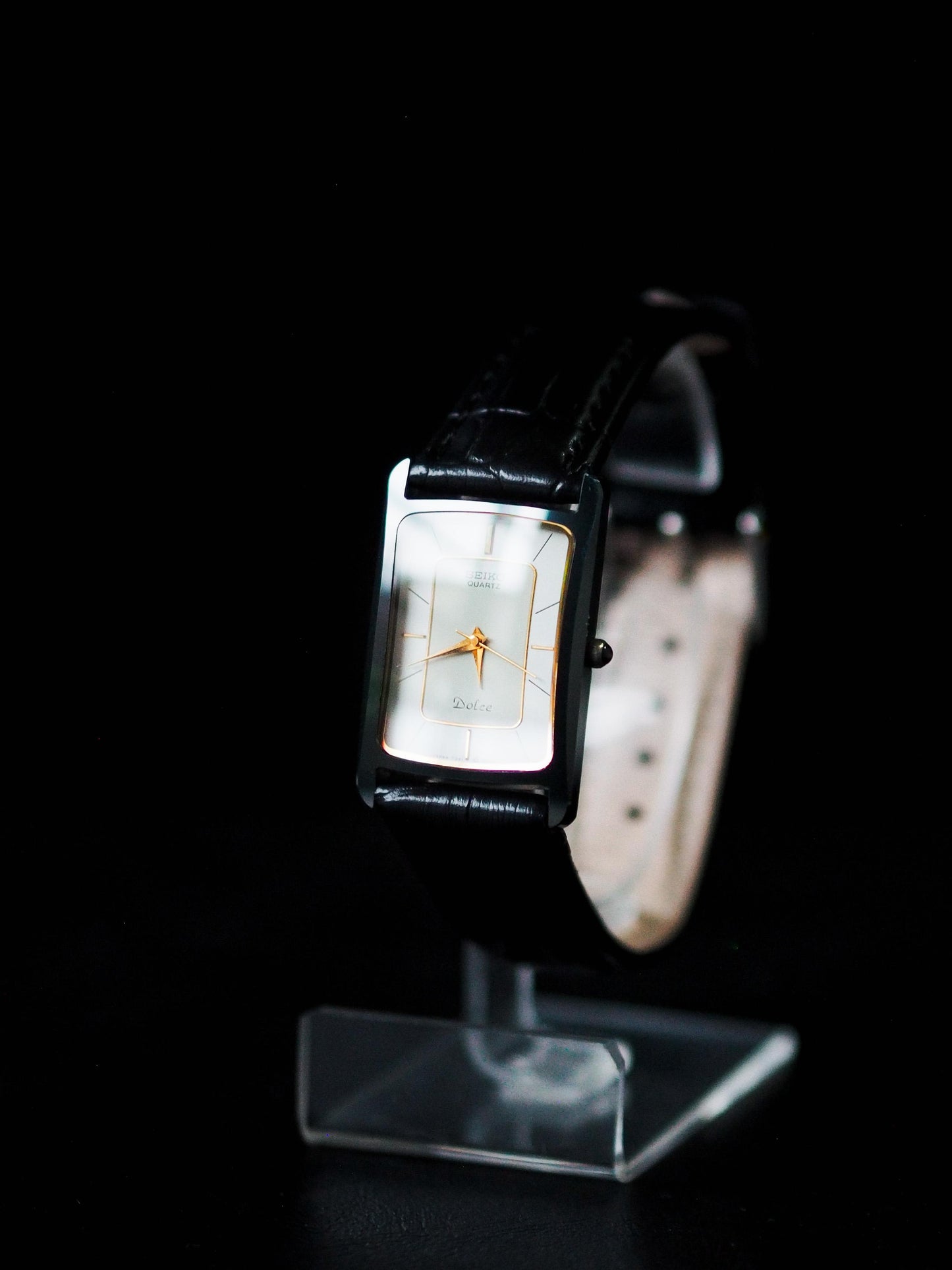 Seiko Dolce 7321-549A Black Ceramic White Ivory Two Tone Dial