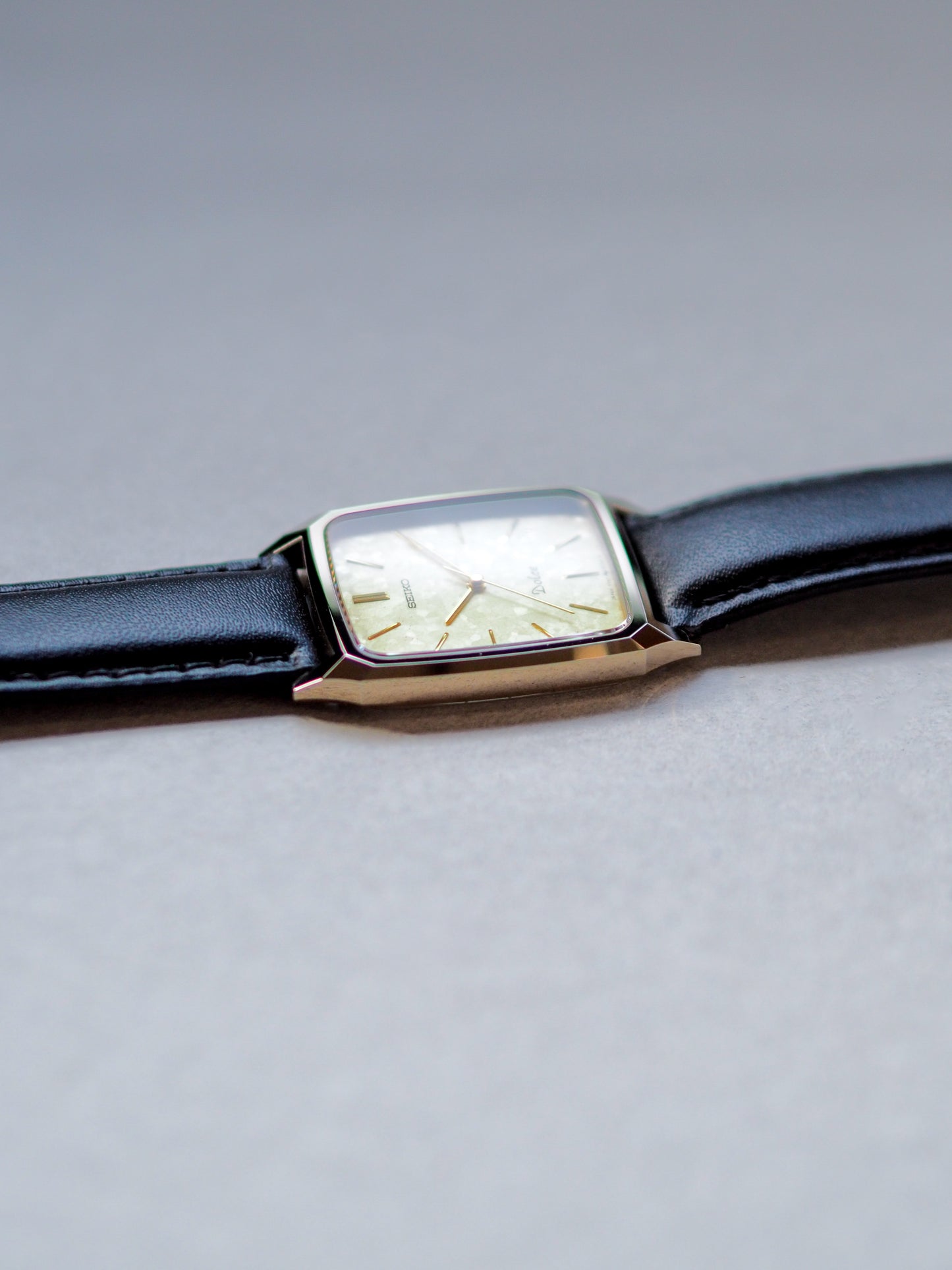 Seiko Dolce 7741-5140 Tank Ceramics Gold Flake Dial