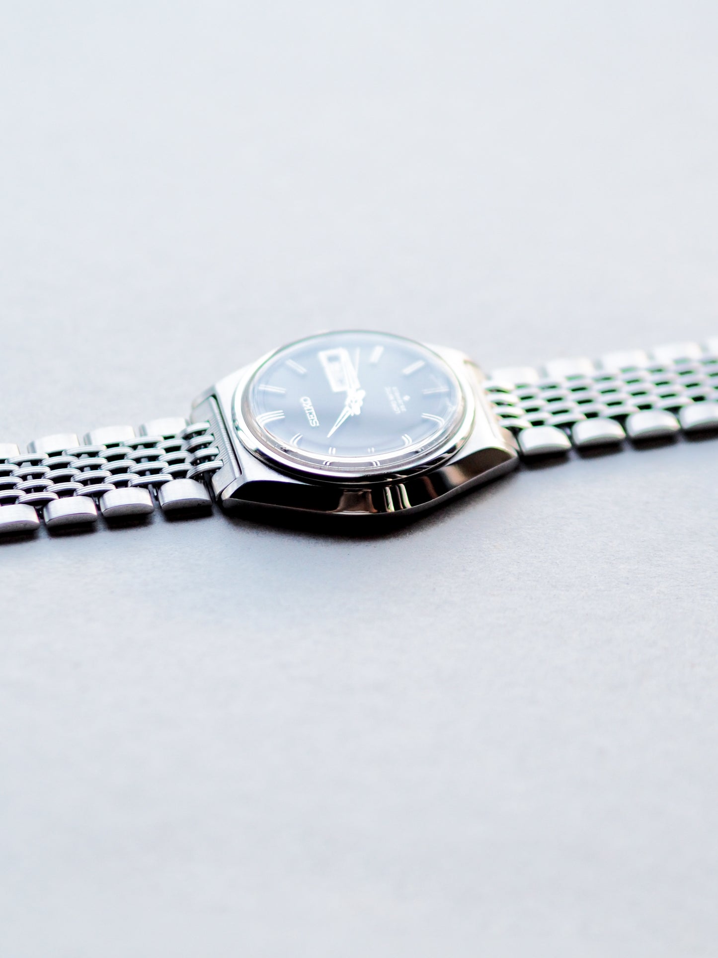 Seiko LM 5606-7010 Lord Matic Grey Linen Dial