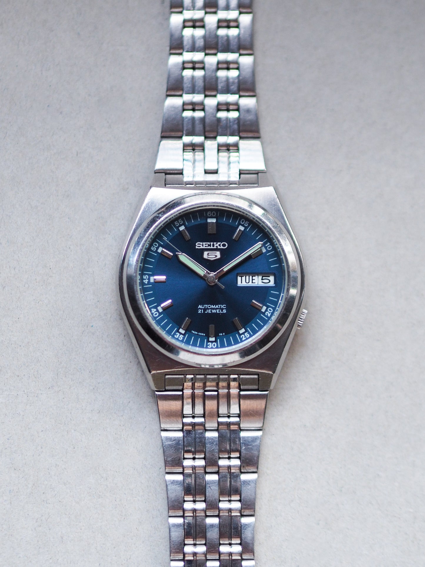 Seiko 5 7S26-02E0 SNK647 Blue Sunburst Dial