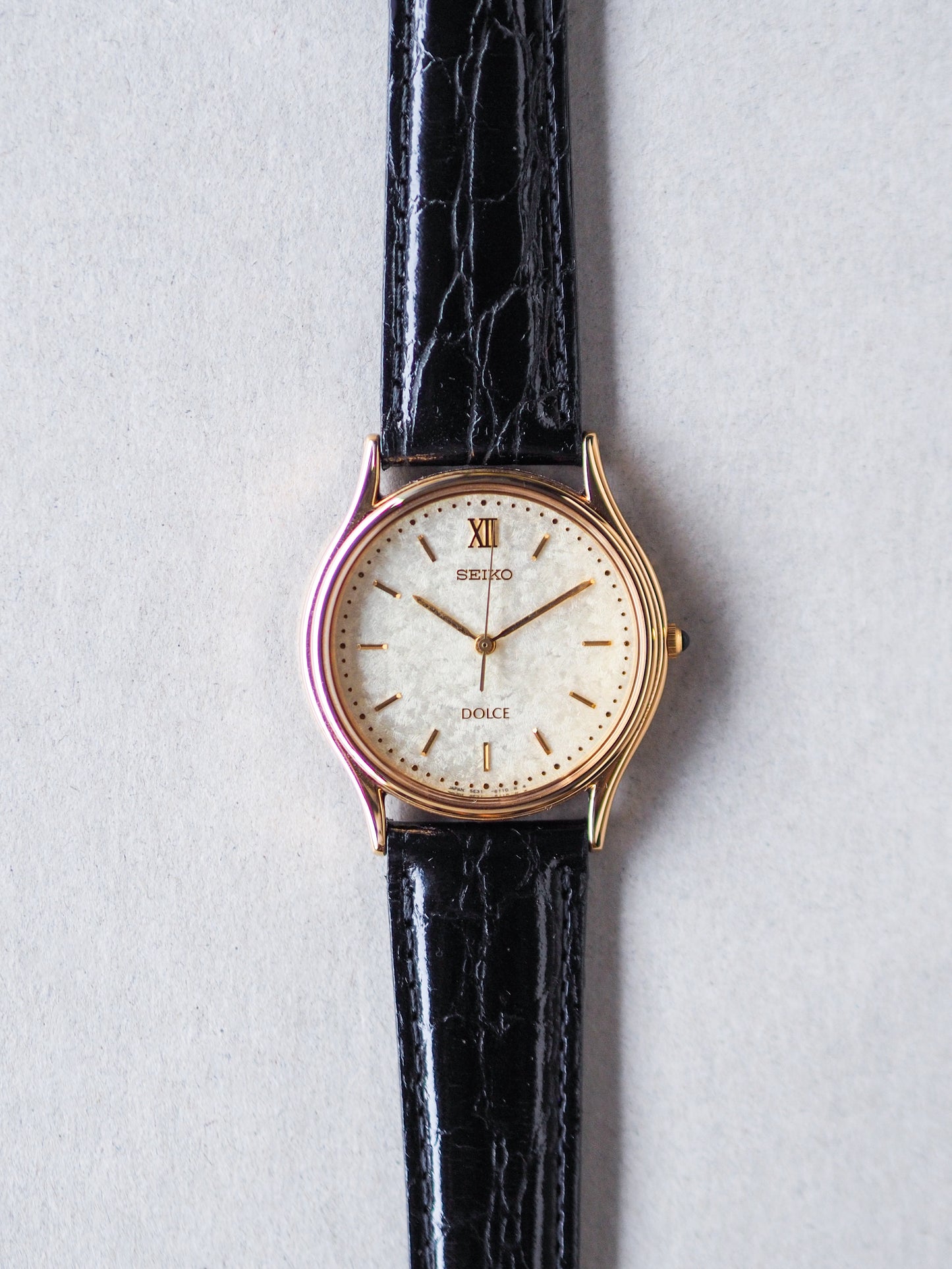 Seiko Dolce 5E31-6070 Gold White Kira-zuri Textured Dial
