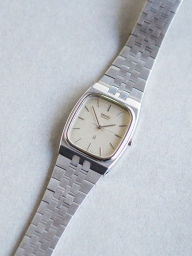 セイコー シーガル 6030-5110 腕時計 ウォッチ クォーツ 白文字盤 SEIKO - セイコー シーガル 6030-5110 腕時計 ウォッチ クォーツ 白