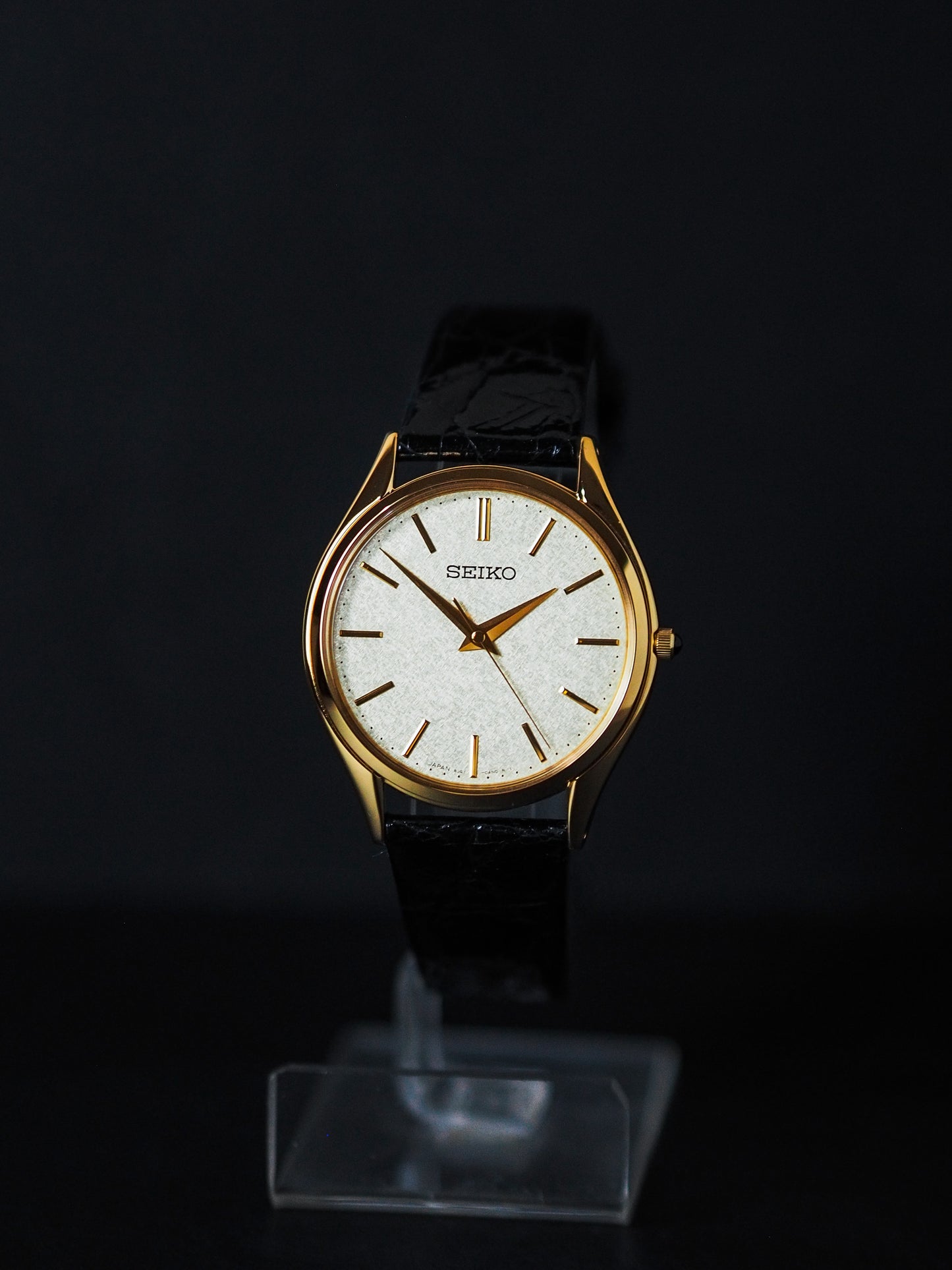 Seiko Dolce SACM150 8J41-0AJ0 Gold Kira-zuri Textured Dial