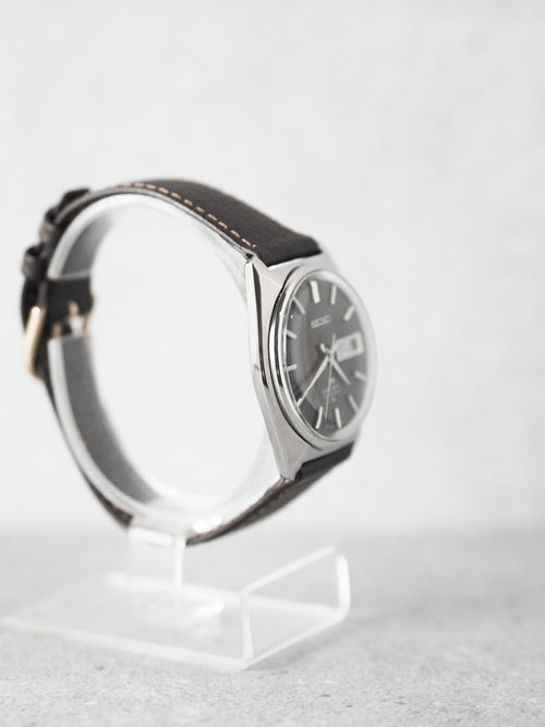 時計 Working SEIKO LM lord matic 5606-7000 Seiko LM 5606-7000 Lord Matic Black Sunburst Dial