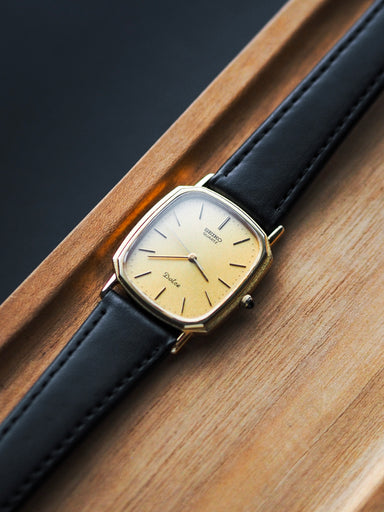 【稼働】SEIKO DOLCE 腕時計　メンズ　クォーツ　5S21-6030 RARE Seiko Dolce Sweeping Second Quartz 5S21-5A10 Square Vintage