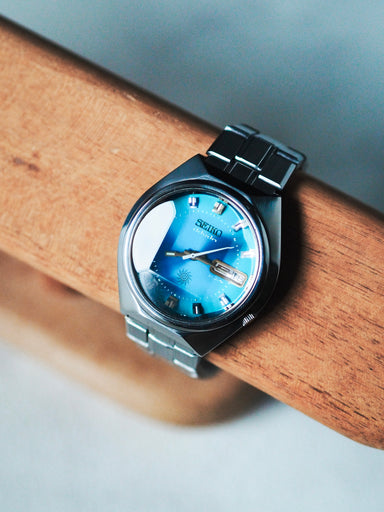 Seiko Advan 7019-7290 Faceted Crystal Blue Tosca Dial