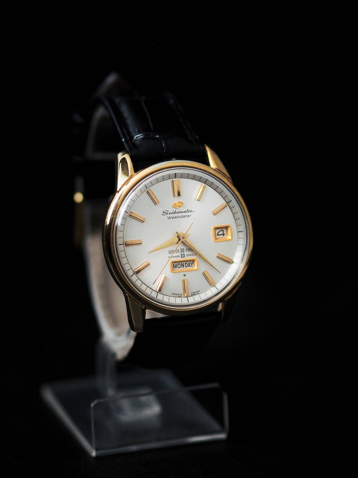 Seiko Seikomatic Weekdater J13080 33 Jewels White Sunburst Dial