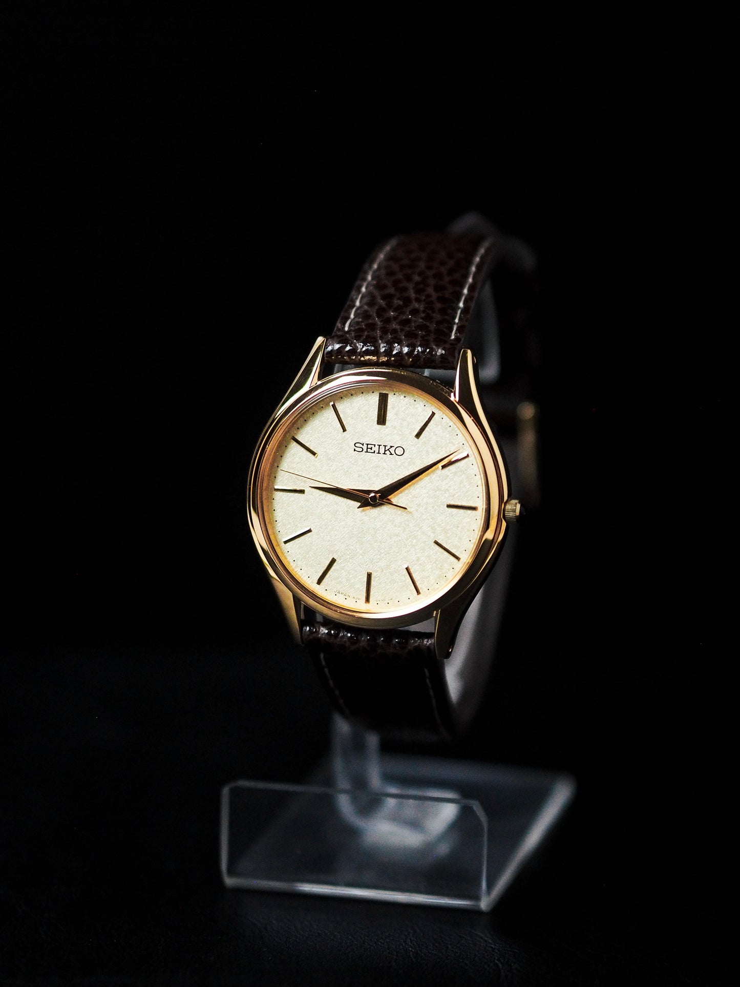 Seiko Dolce SACM150 8J41-0AJ0 Gold Kira-zuri Textured Dial