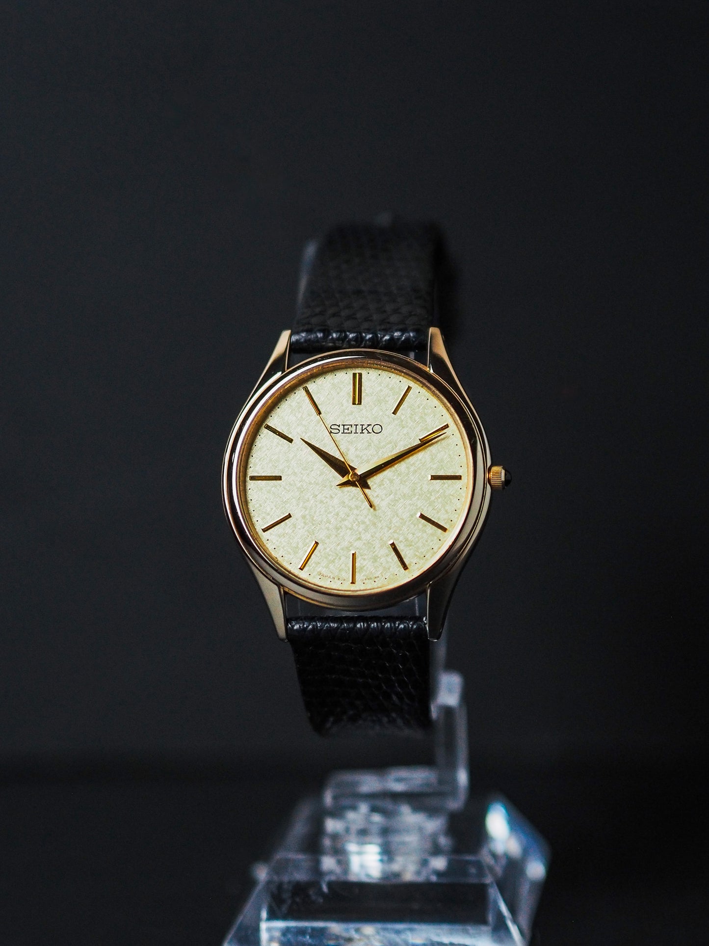 Seiko Dolce SACM150 8J41-0AJ0 Gold Kira-zuri Textured Dial