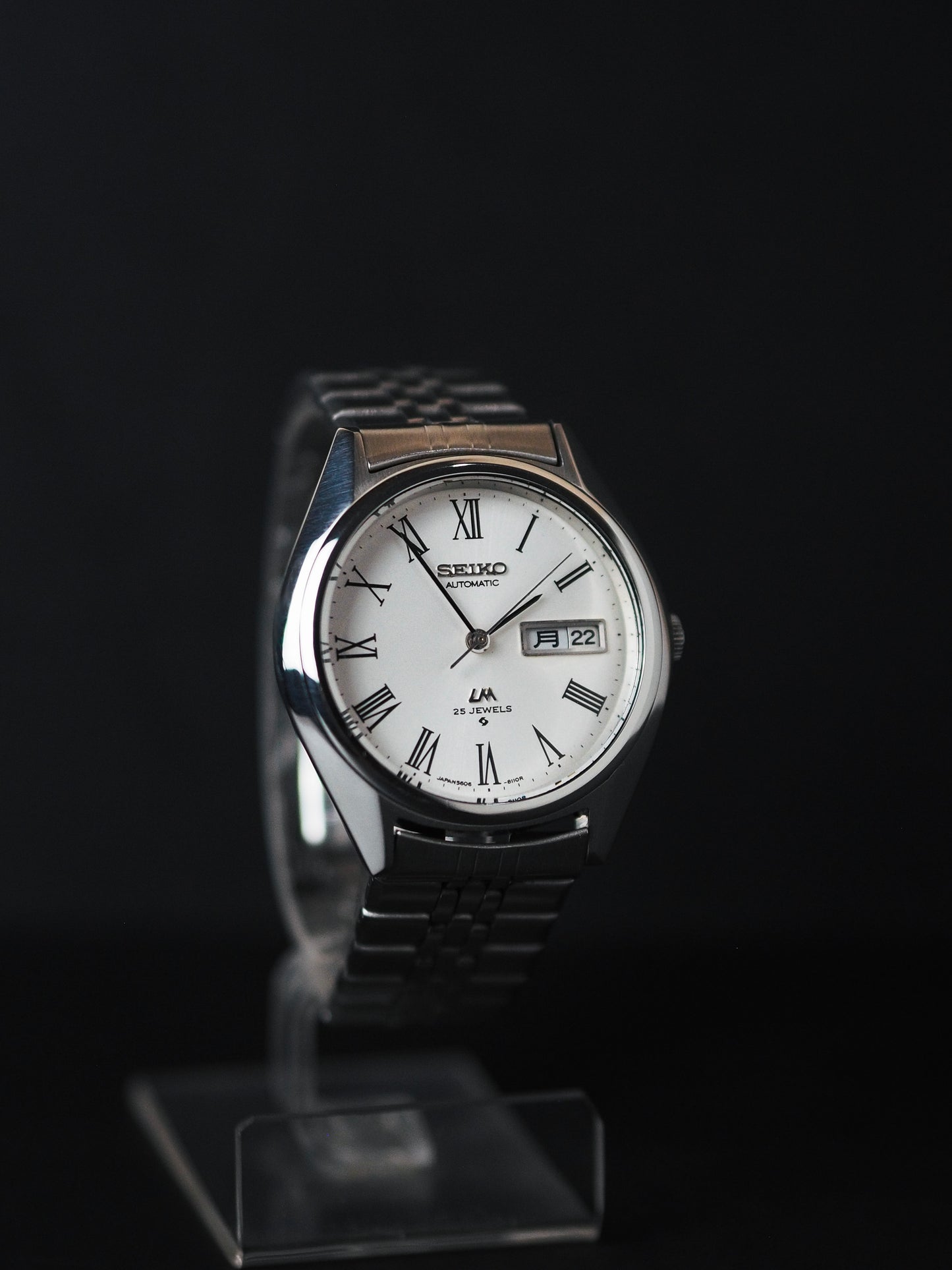 Seiko LM 5606-8031 Lord Matic White Sunburst Roman Dial