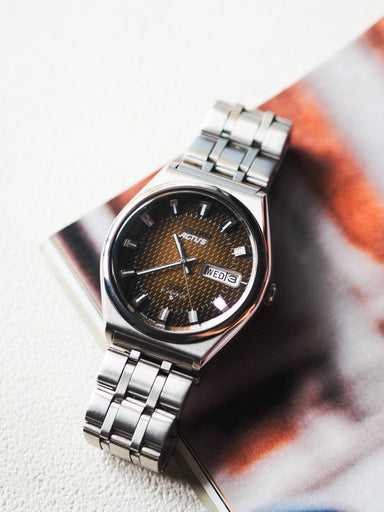 精工Actus SS 6306-8030 JDM 刻面水晶Shuriken 棕色表盘