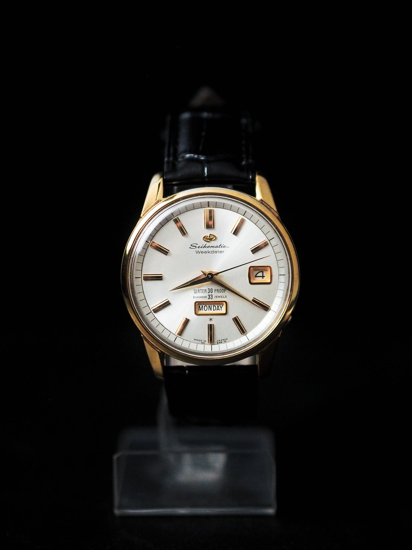 Seiko Seikomatic Weekdater J13080 33 Jewels White Sunburst Dial