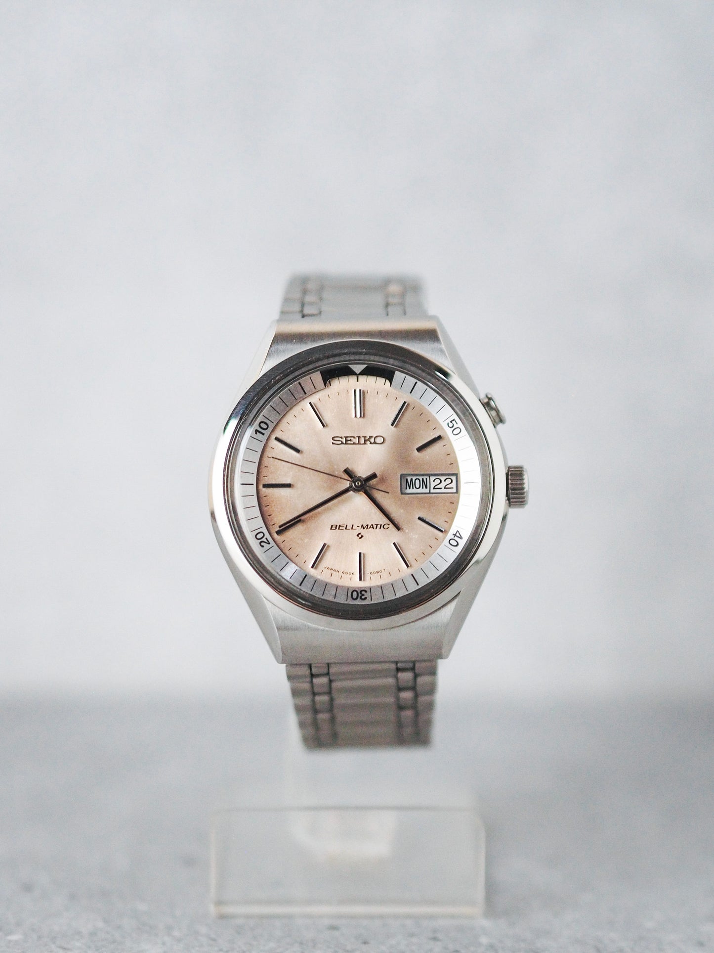 Seiko Bell-Matic 4006-6070 White Salmon Sunburst Dial