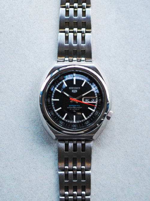 こ*ん様 A8464 SEIKO5 スポーツ 7019-6010 21石 黒文字 セイコー 5スポーツ 7019-6010 21石 自動巻 OH済 昭和45年製