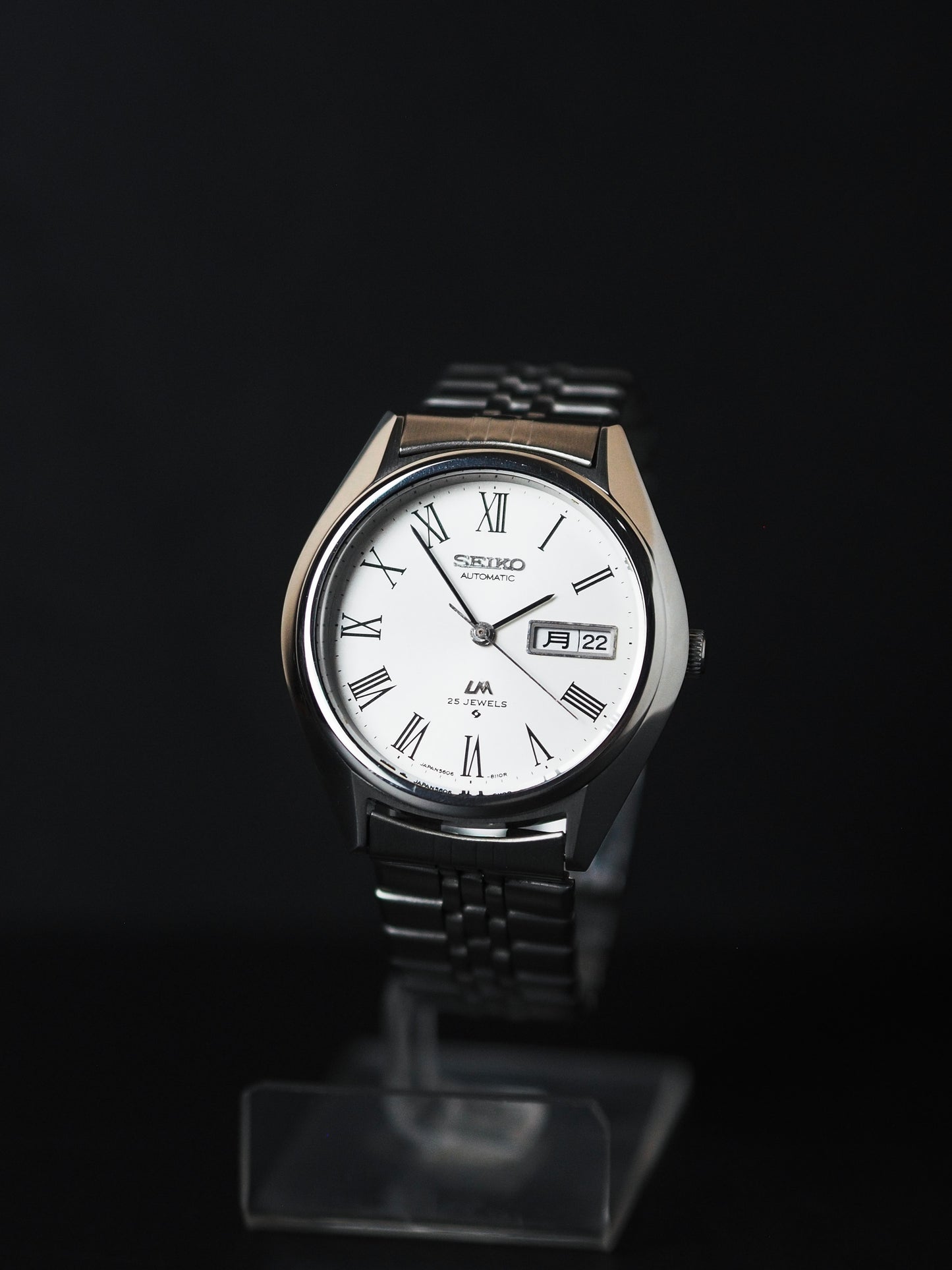 Seiko LM 5606-8031 Lord Matic White Sunburst Roman Dial