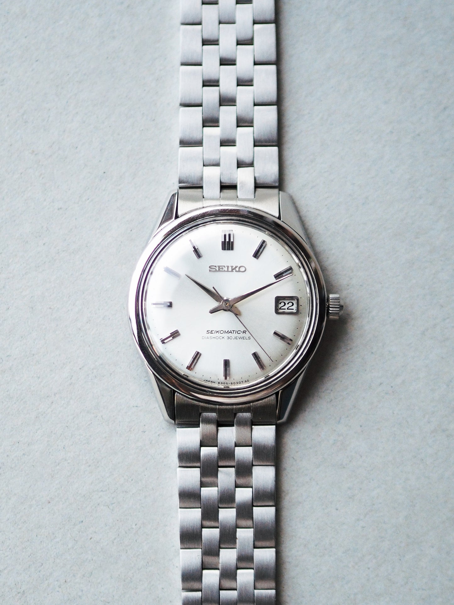 Seiko Seikomatic-R 8305-8030 Silver Sunburst Dial