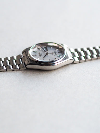 Seiko Quartz 8229-8000 Silverwave Silver Linen Textured Dial