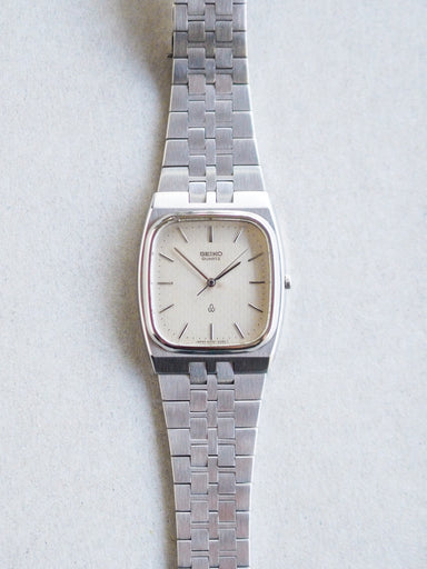 Seiko Quartz Seagull 6030-5090 Tank White Tile Dial