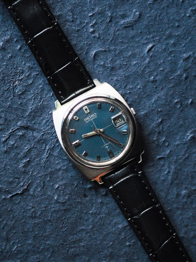 Seiko Automatic 7005-7001 Blue Tosca Crosshair Dial