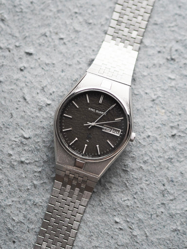 Seiko King Quartz 5856-8090 Grey Textured Dial