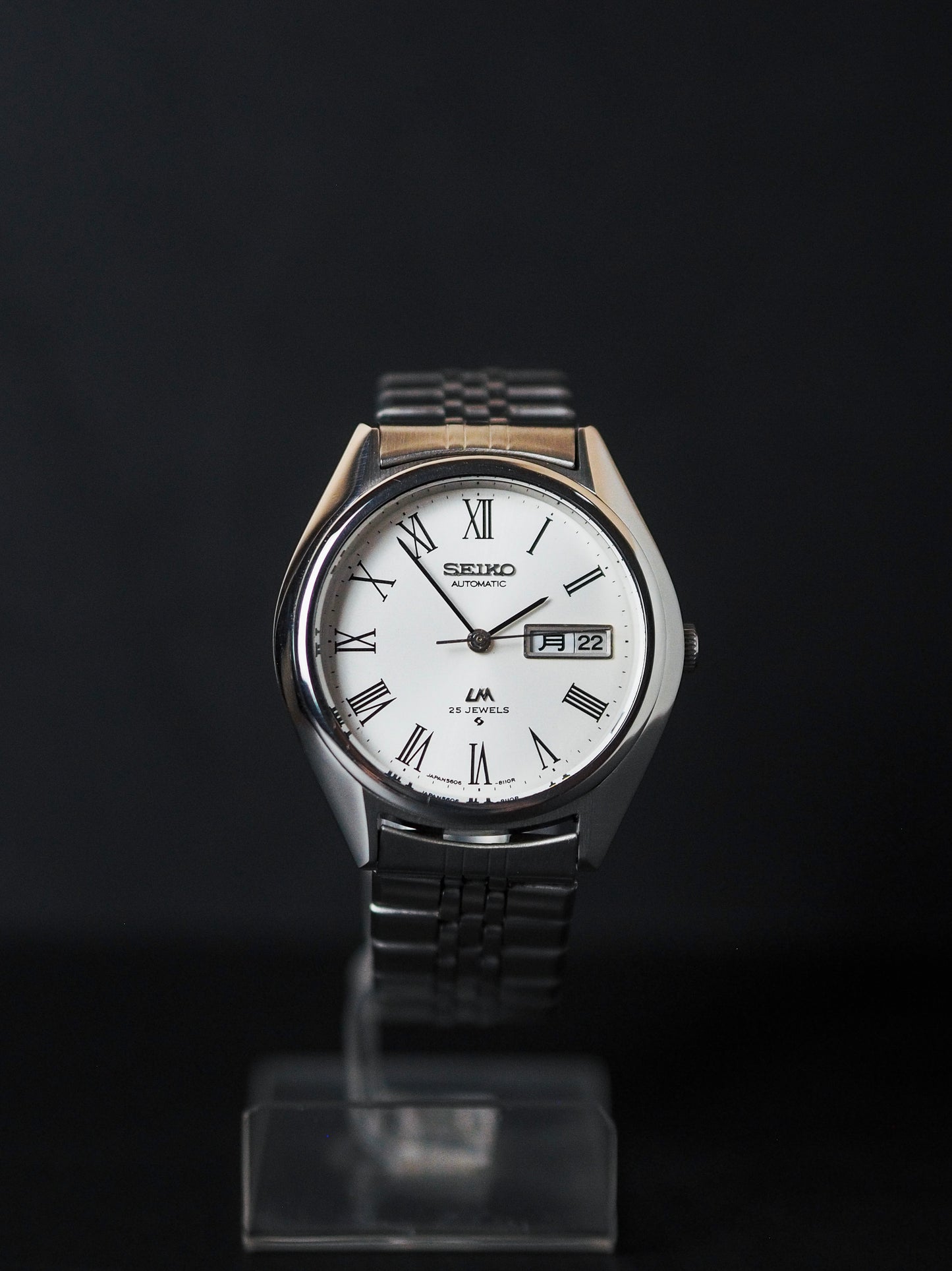 Seiko LM 5606-8031 Lord Matic White Sunburst Roman Dial