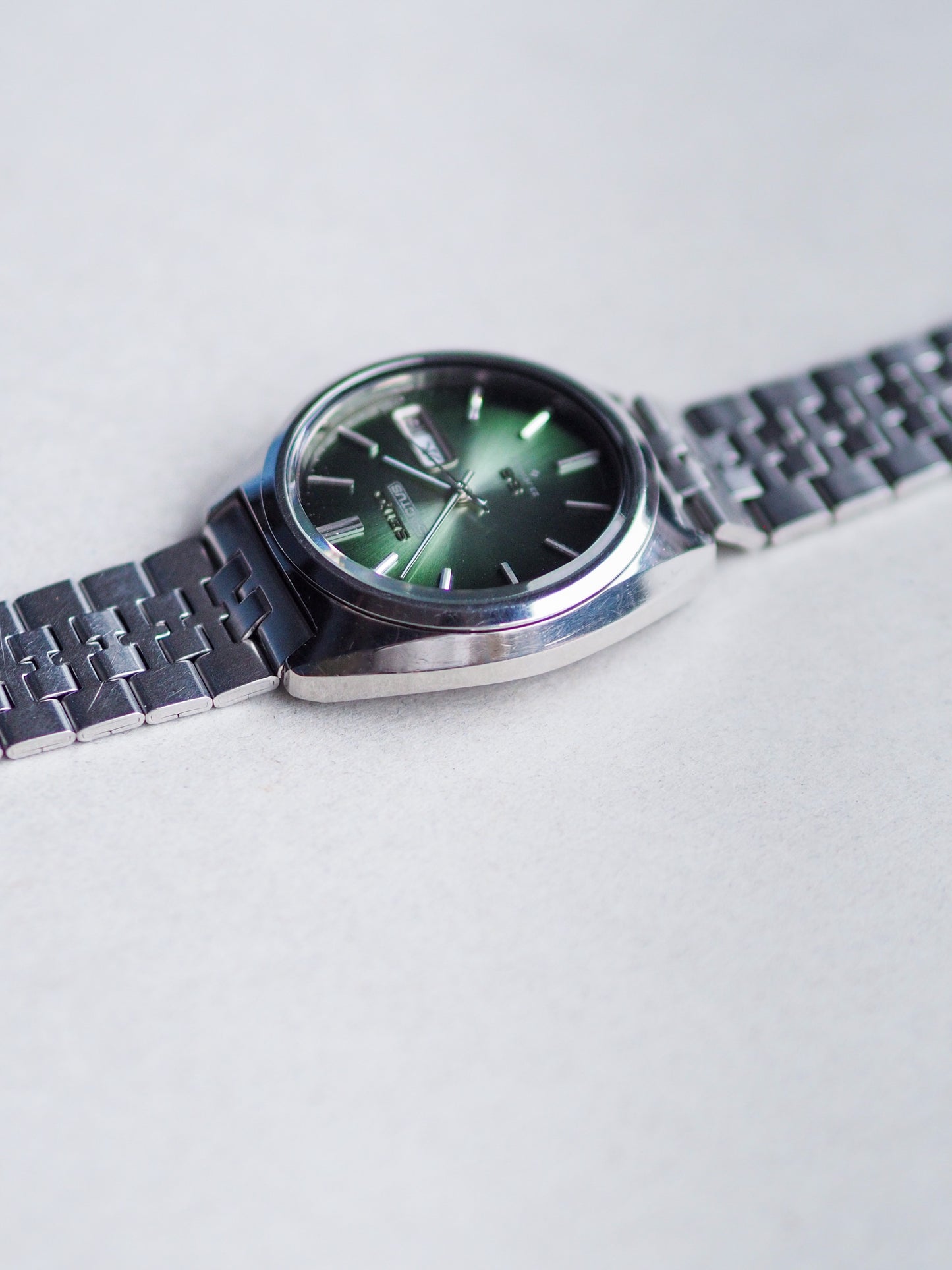 Seiko 5 Actus SS 6106-8670 JDM Green Sunburst Dial