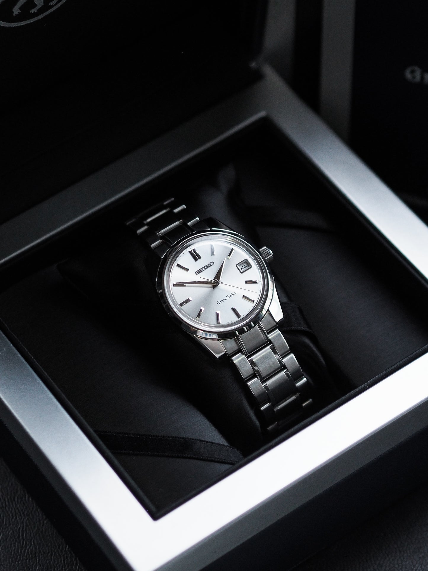 Grand Seiko Historical Collection LE SBGV009 White Sunburst Dial