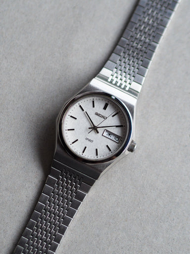 Seiko Spirit 7N93-7000 Quartz White Textured Dial