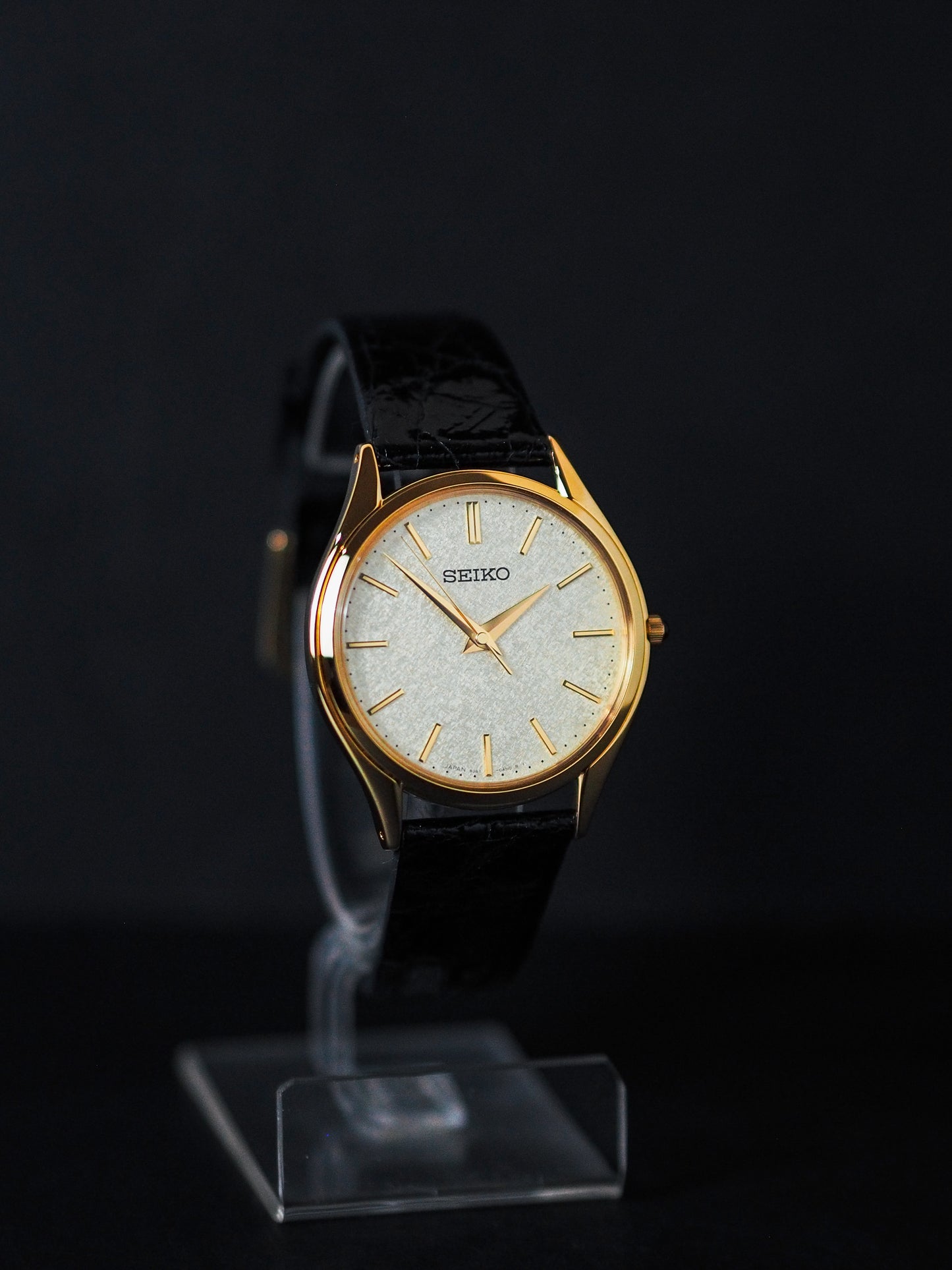 Seiko Dolce SACM150 8J41-0AJ0 Gold Kira-zuri Textured Dial