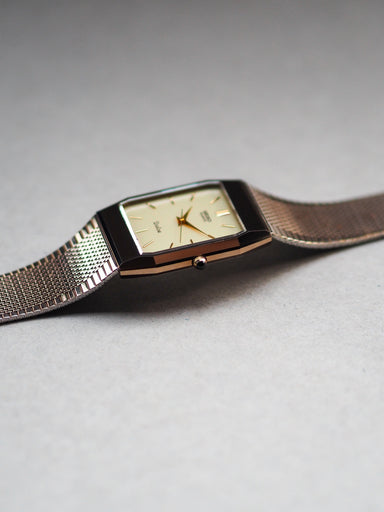 SEIKO DOLCE 9521-5110 NSAG クォーツ腕時計 ゴールド Seiko Dolce 9521-5110 Tank NSAG Champagne Textured Dial