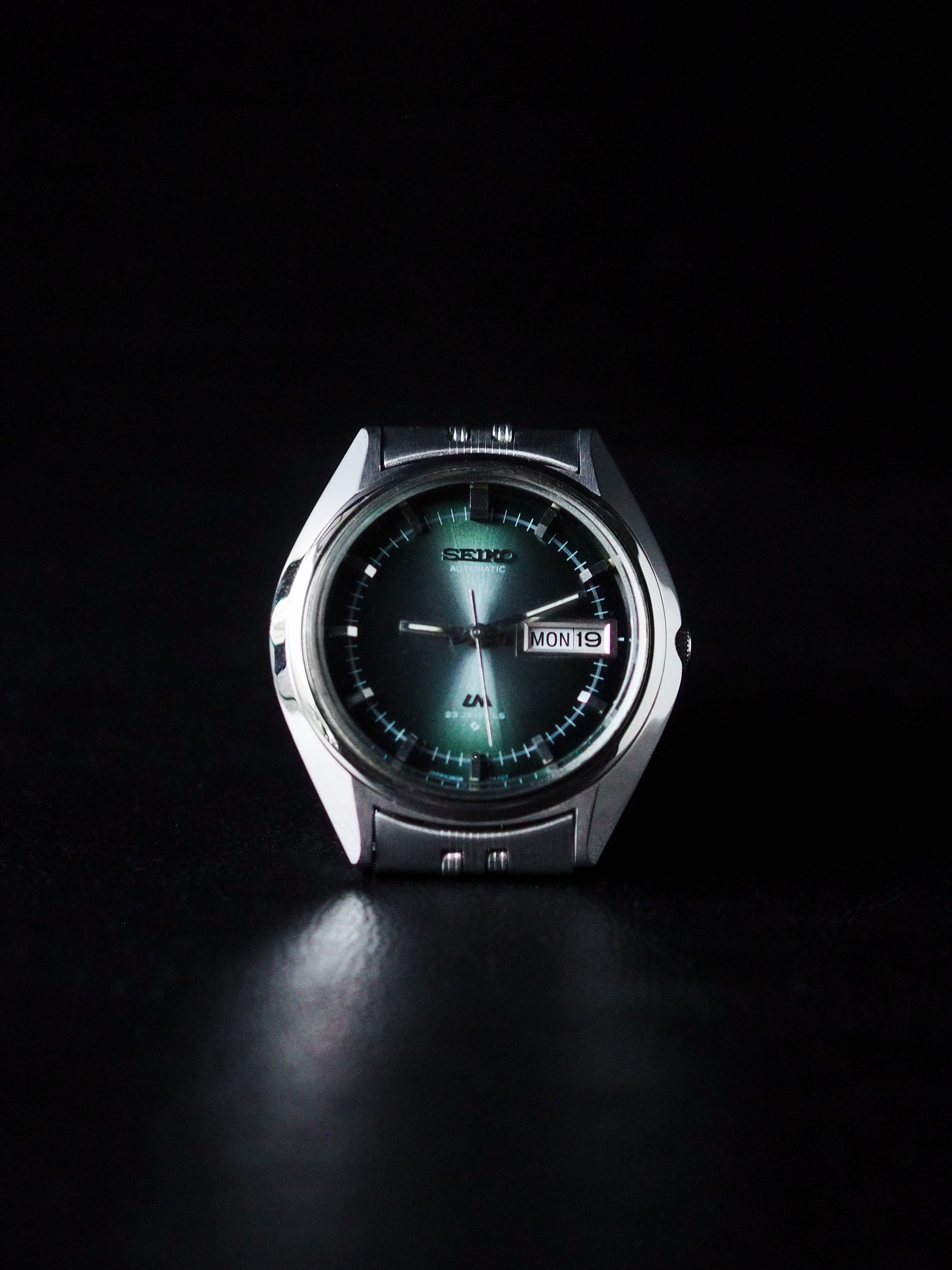 Seiko green 2024 sunburst dial