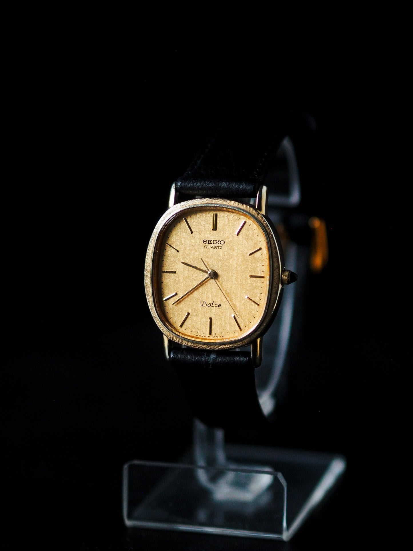 Seiko Dolce 6030-5130 Ellipse Gold Textured Dial