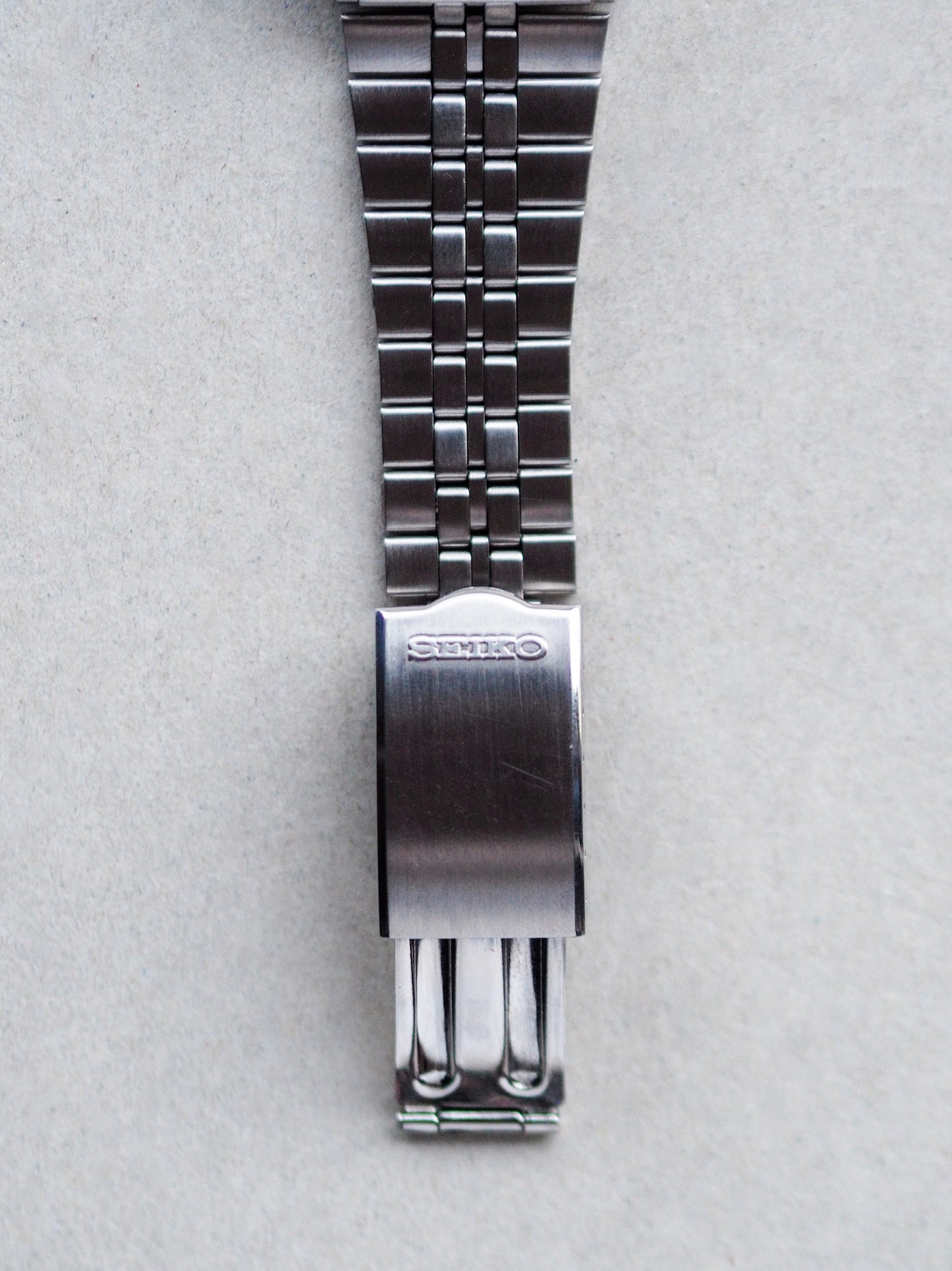 Seiko Type II 7546-7050 Dark Gray Linen Textured Dial