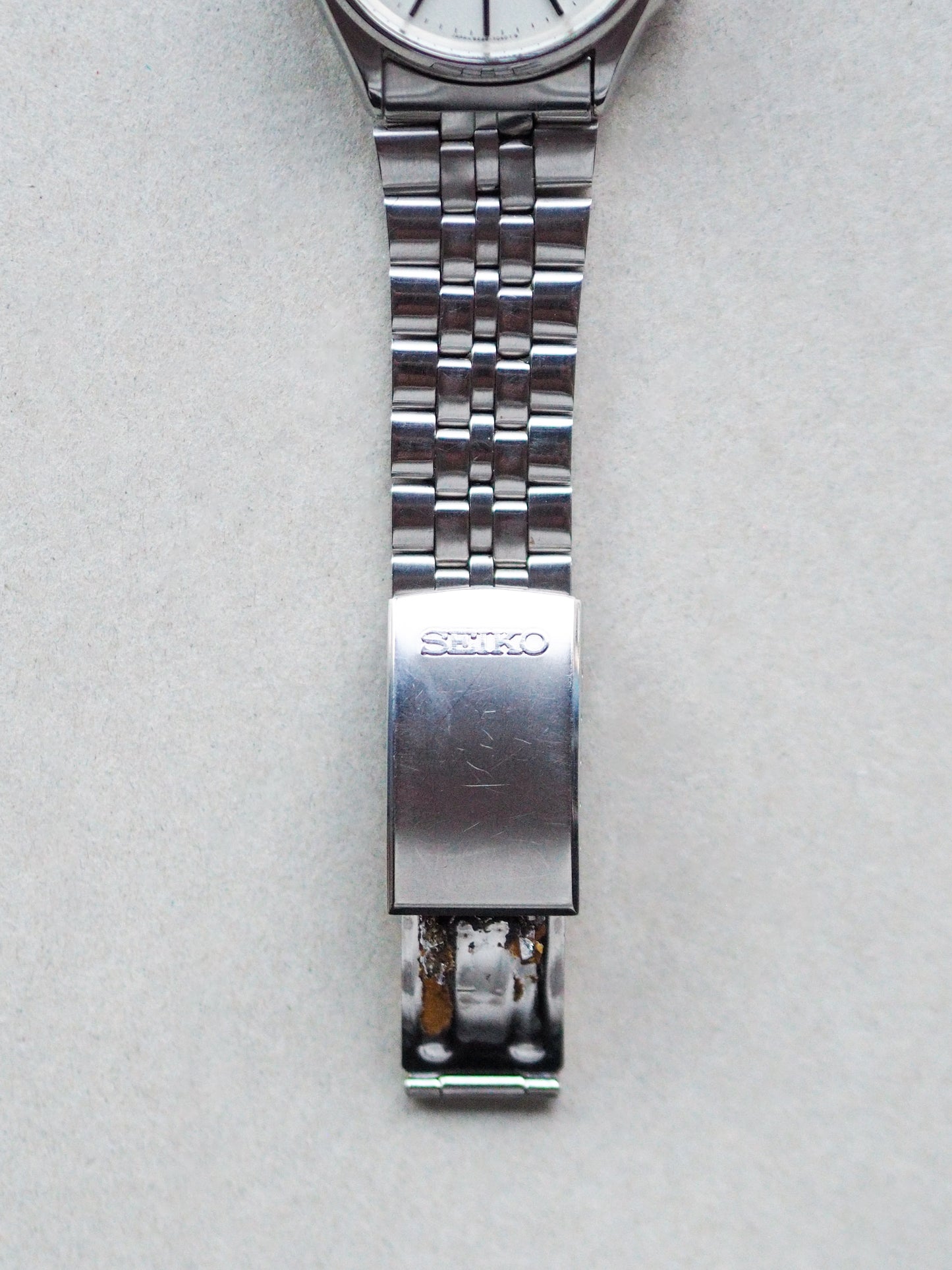 Seiko Quartz 8229-7030 Silverwave White Linen Dial