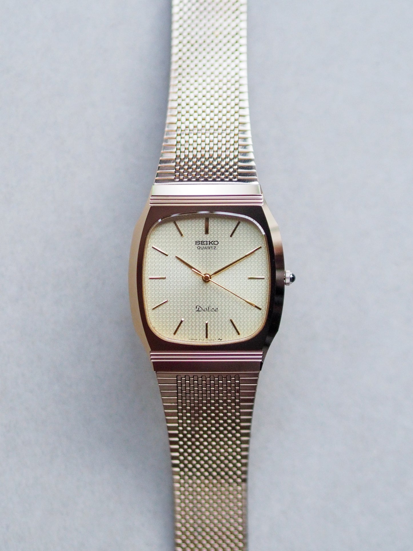 Seiko Dolce 7731-5091 Tonneau Tungsten Carbide Champagne Textured Dial