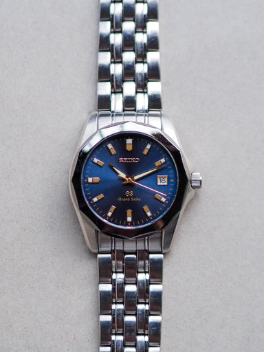 ほぼ未使用　GrandSeiko SBGF 003 8J56−8000 青文字盤 Grand Seiko SBGF003 8J56-8000 Blue Sunburst Dial