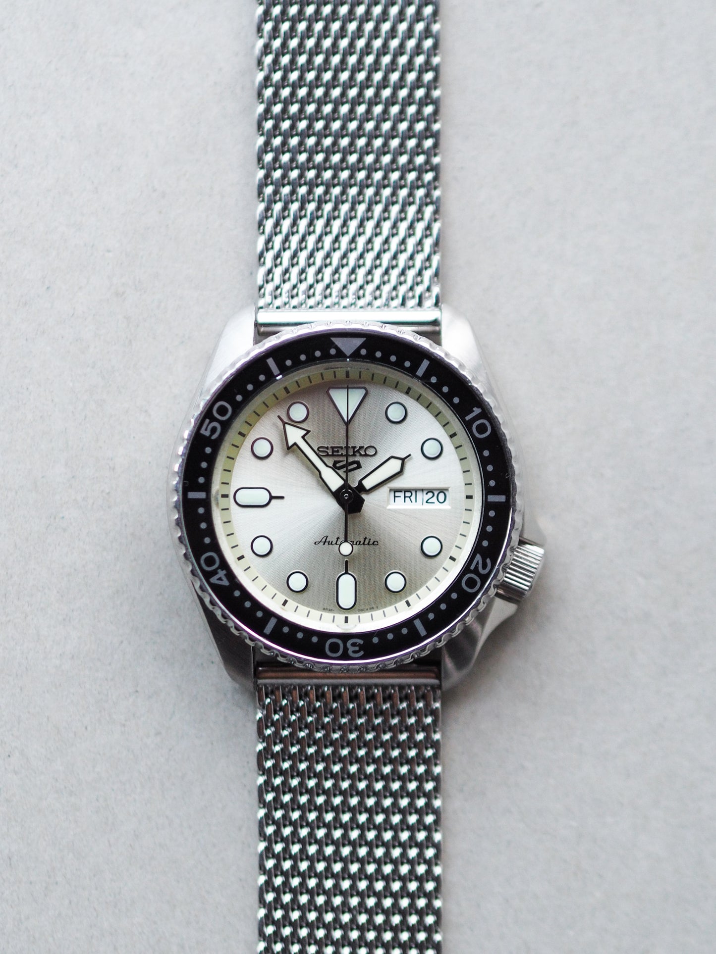 Seiko 5 Sports SRPE75K1 Champagne Sunray Dial