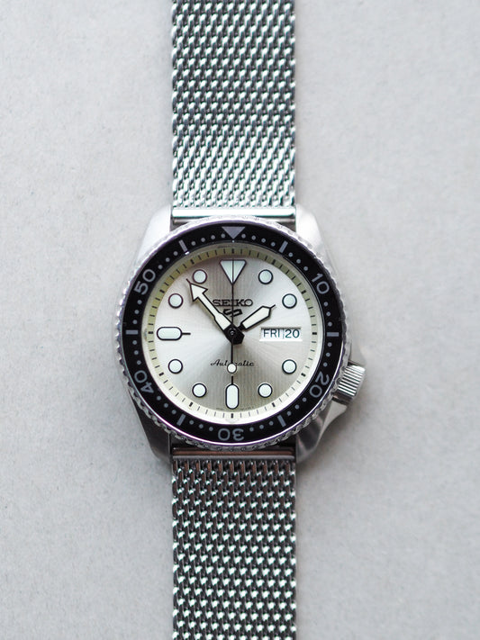 Seiko 5 Sports SRPE75K1 Champagne Sunray Dial