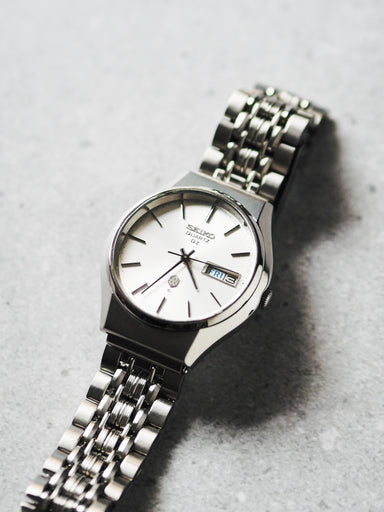 Seiko QZ 0923-8010 Quartz White Sunburst Dial