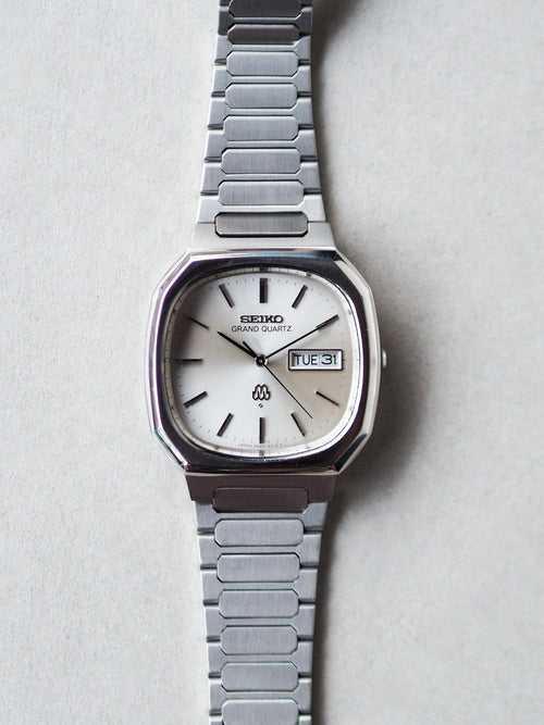 SEIKO ヴィンテージ 腕時計 TYPE Ⅱ ネイビーダイアル クォーツ Twin Quartz: A Seiko Grand Quartz 9943-8000 from June 1978